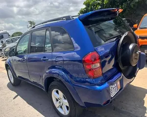 Toyota RAV4 2005 Bleu