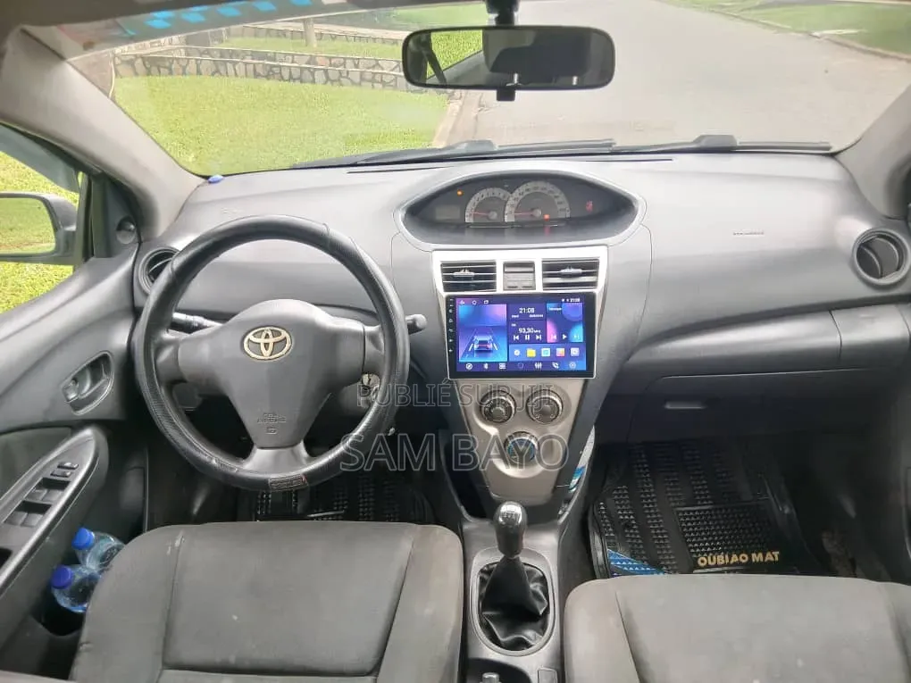 Toyota Yaris 2009 Argenté