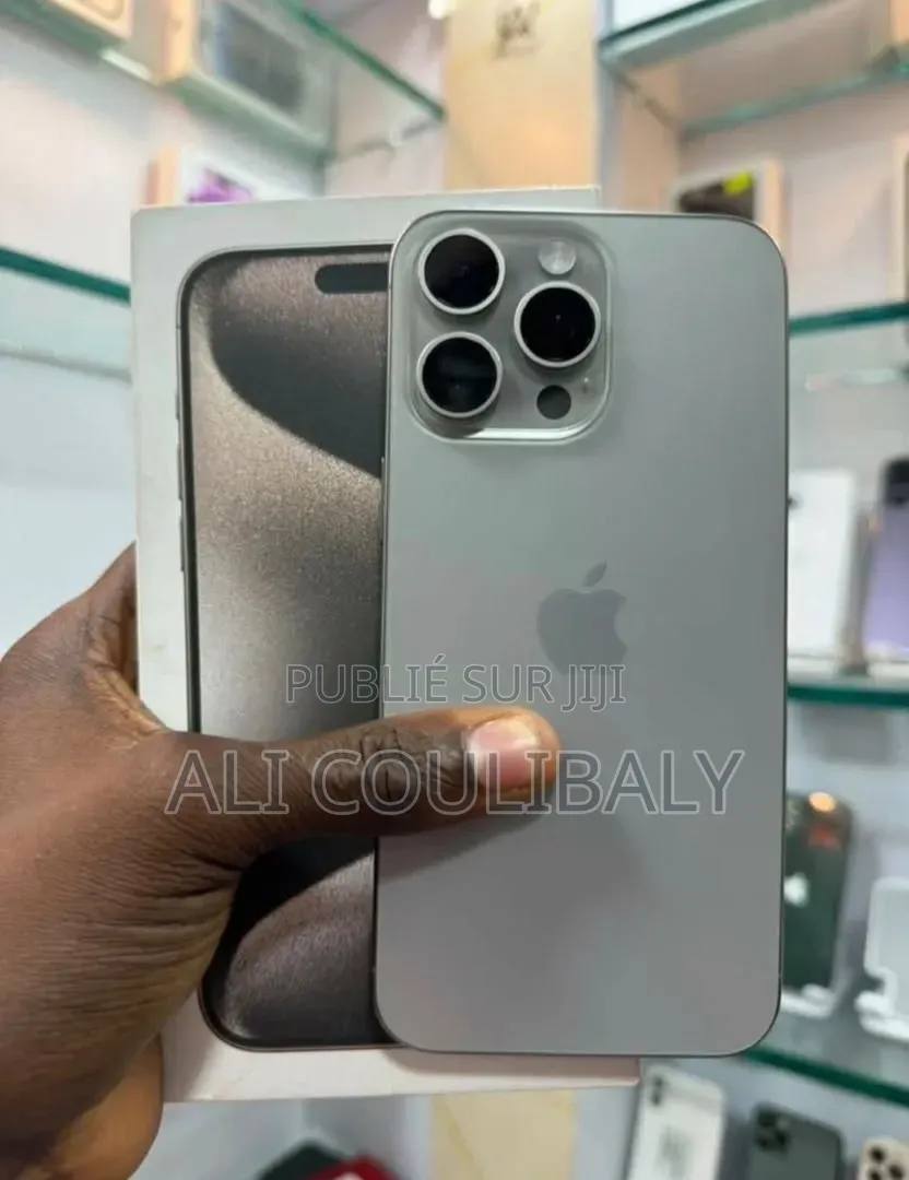 Nouveau Apple iPhone 15 Pro Max 512 GB Autre