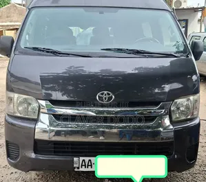 Toyota HiAce 2020 Noir