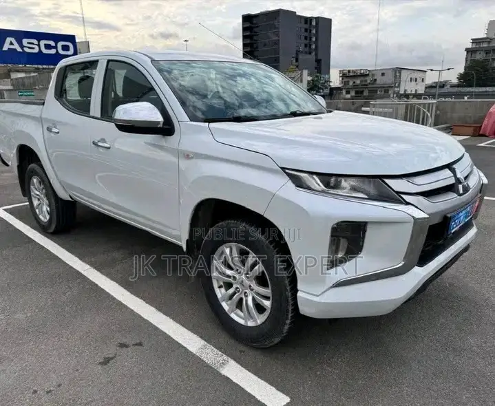 Mitsubishi L200 2021 Blanc