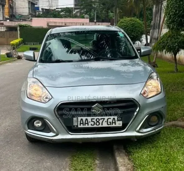Suzuki Dzire 2024 Argenté
