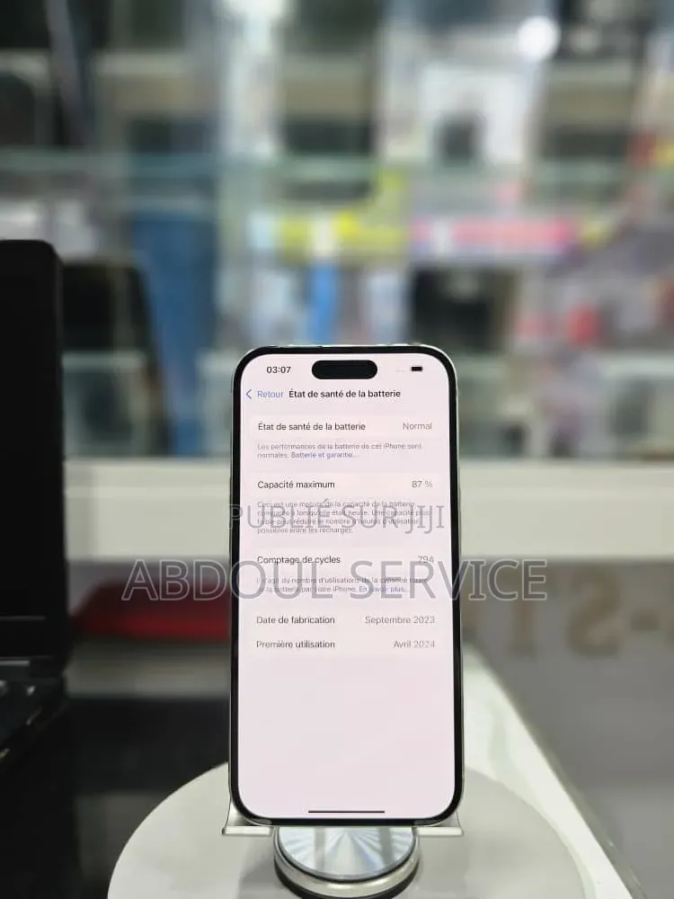 Apple iPhone 15 128 GB Vert