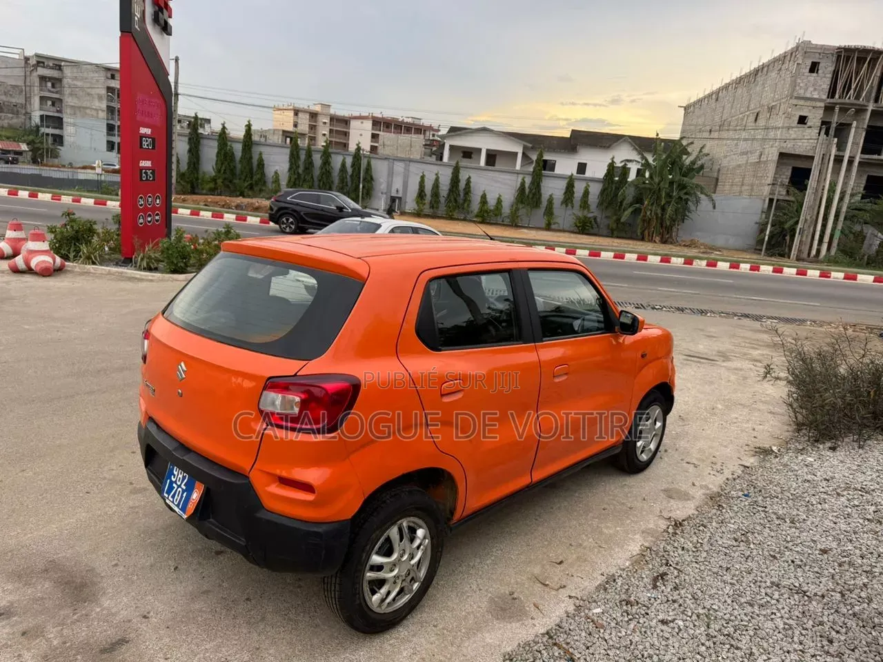 Suzuki S-Presso 2022 Orange