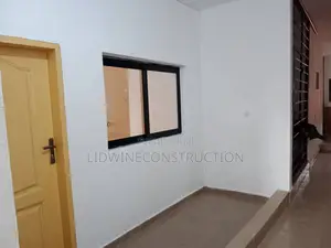 1chbre Appartement dans Cocody à Louer
