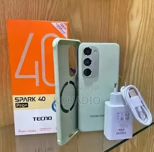 Nouveau Tecno Spark 40 Pro+ 256 GB Blanc