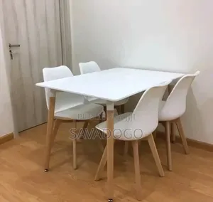 Table À Manger