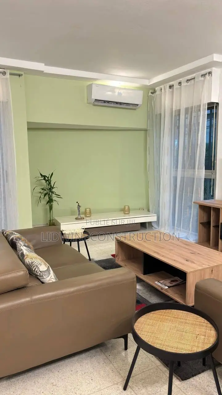 2chbre Appartement dans Cocody à Vendre