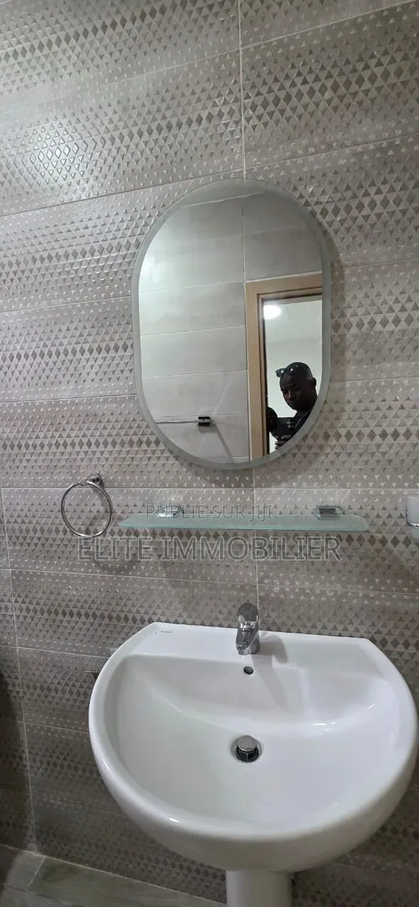 4chbre Villa dans Cité Italie 2, Grand-Bassam à Louer