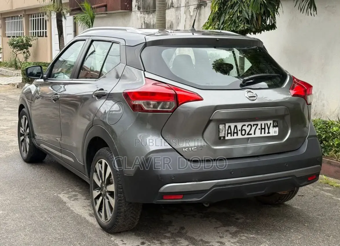 Nissan Kicks S 2020 Gris