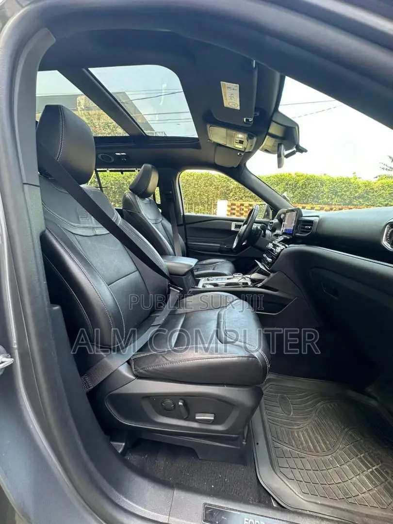 Nouveau Ford Explorer 2025 Gris