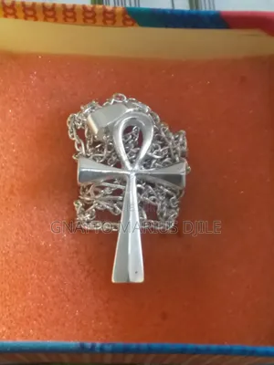 Chaîne Importée en Argent Blanc Médaille Croix d'Henk
