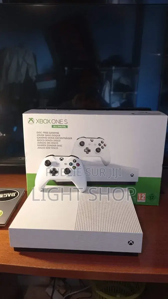 Xbox One S