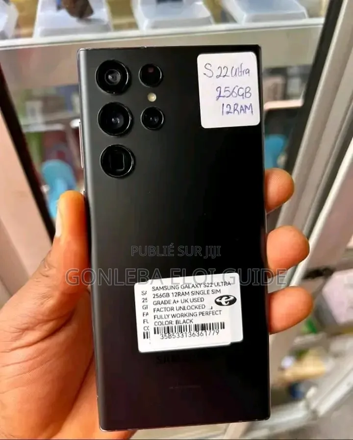 Nouveau Samsung Galaxy S22 Ultra 256 GB Noir