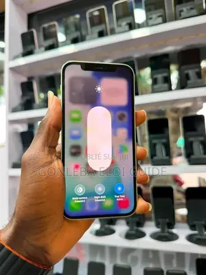 Nouveau Apple iPhone 12 128 GB Blanc