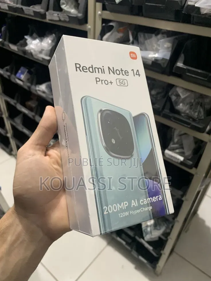 Nouveau Tecno Spark Slim 256 GB Rouge