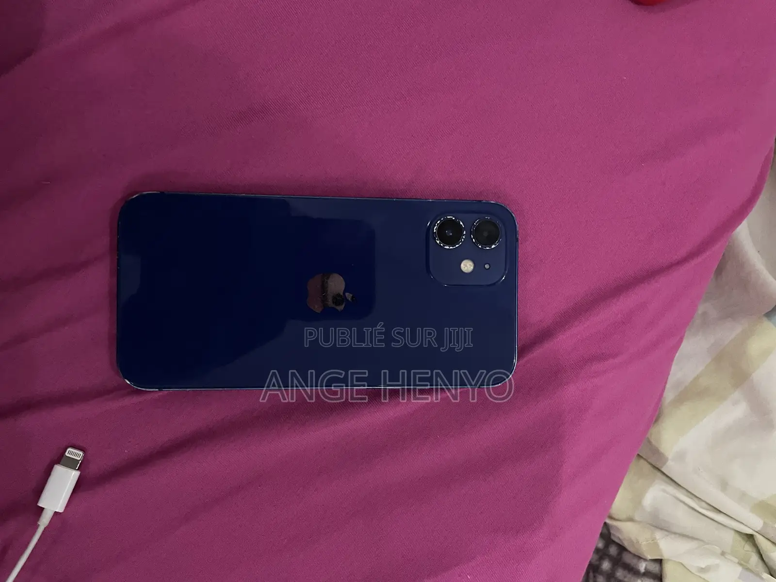 Apple iPhone 12 64 GB Bleu