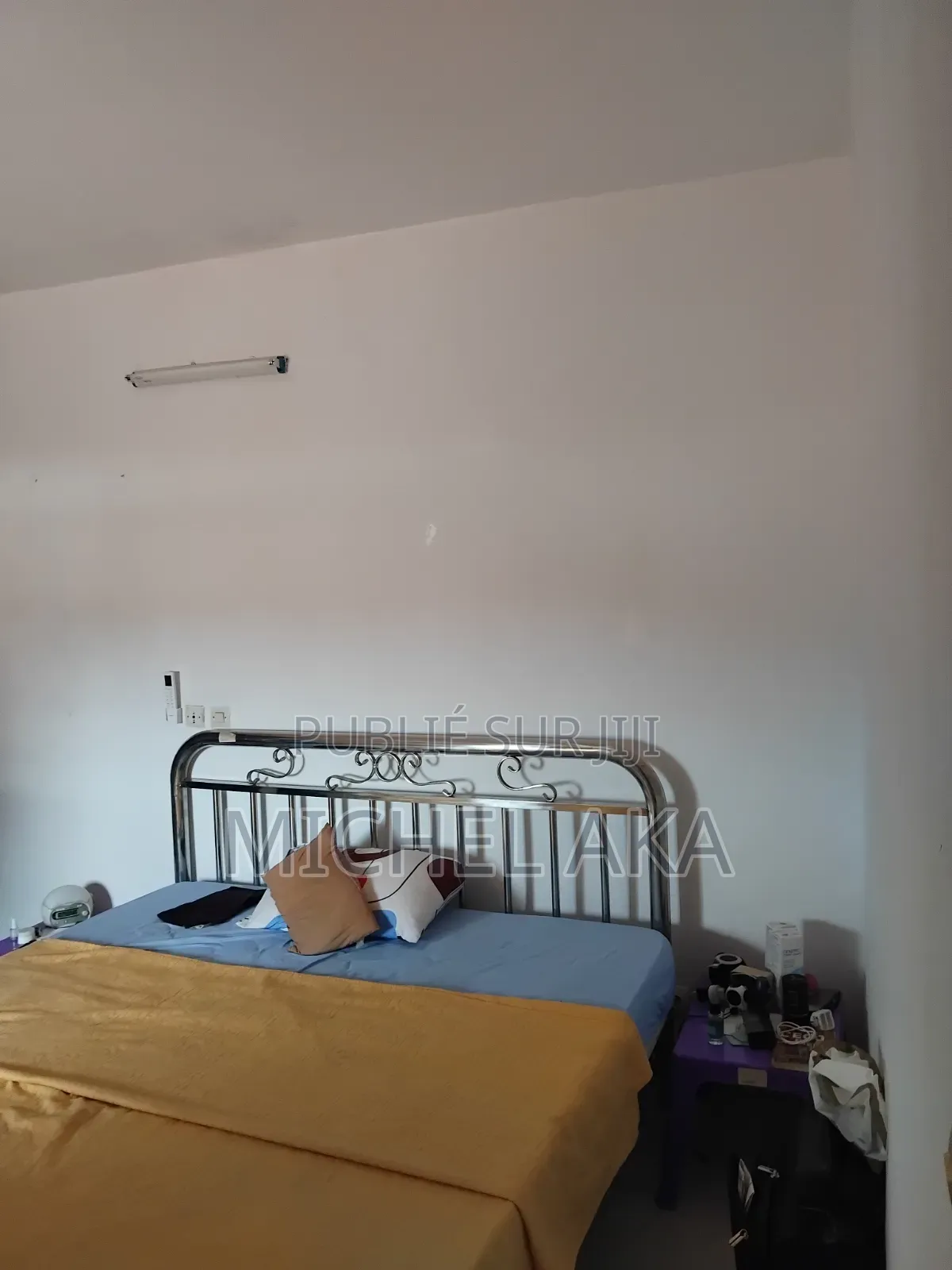 1chbre Appartement dans 2 Pièces, Deux Plateaux à Louer