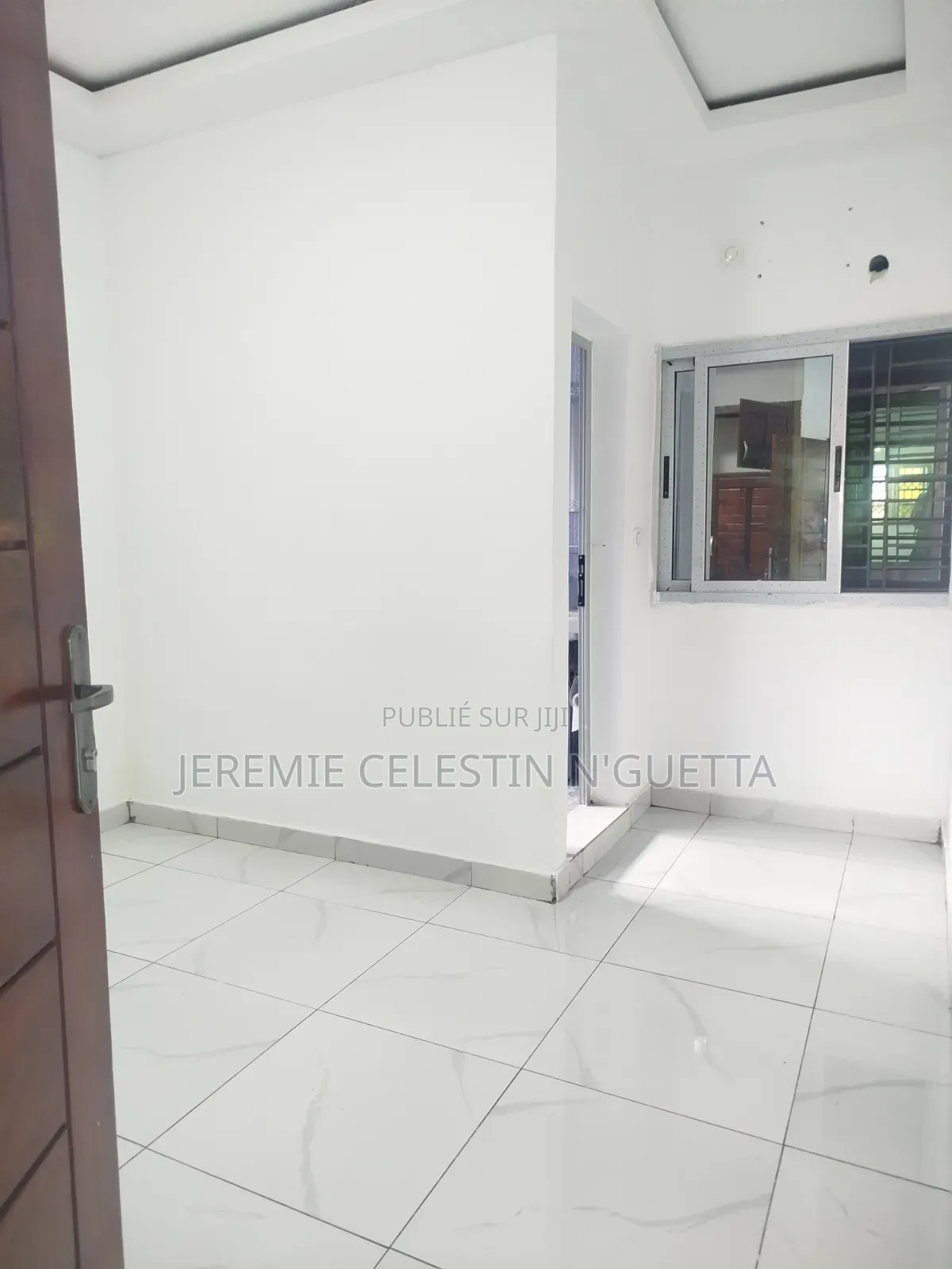 2chbre Appartement dans Jero Diesel Et, Bingerville à Louer