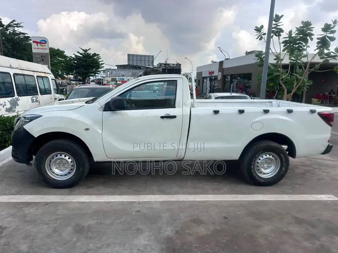 Mazda BT-50 2018 Blanc