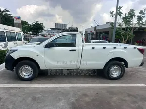 Mazda BT-50 2018 Blanc