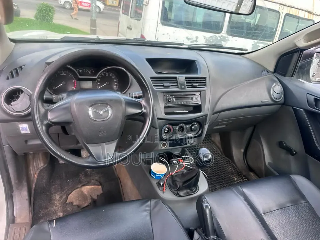 Mazda BT-50 2018 Blanc