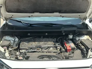 Toyota RAV4 2021 Blanc