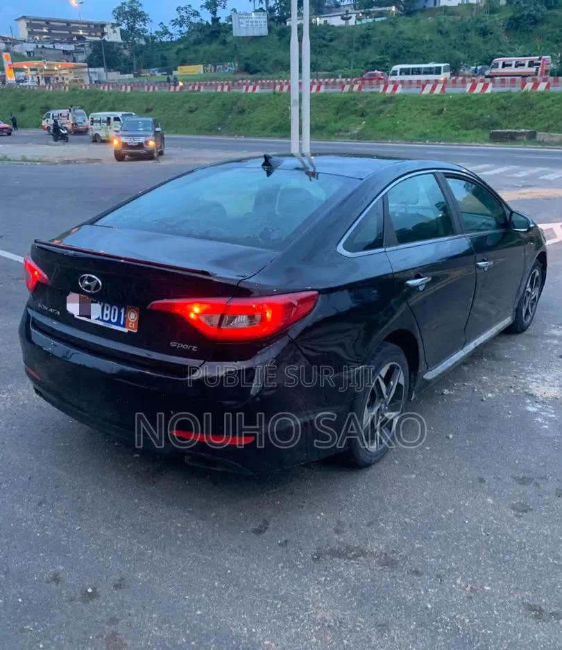 Hyundai Elantra 2020 Noir