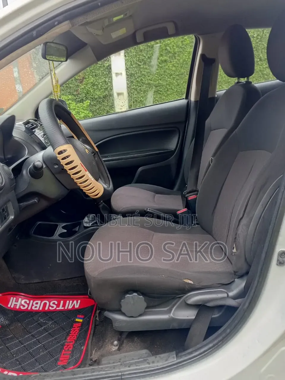 Mitsubishi Spacestar 2016 Blanc