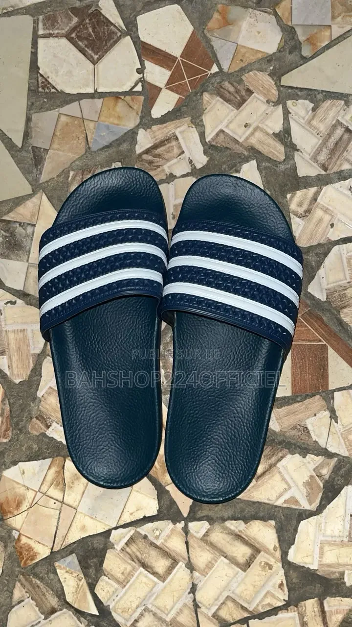 Claquettes Adidas 2ème Main