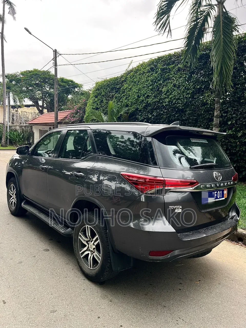 Toyota Fortuner 2021 Noir
