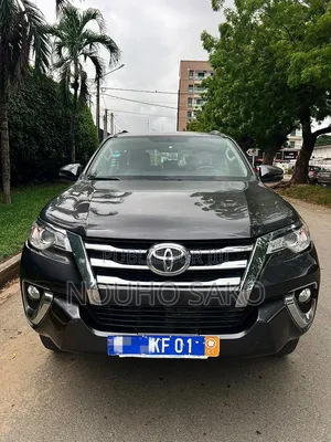 Toyota Fortuner 2021 Noir