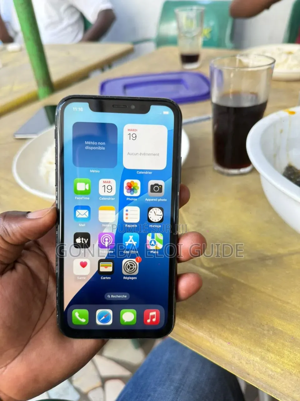 Nouveau Apple iPhone XR 64 GB Noir