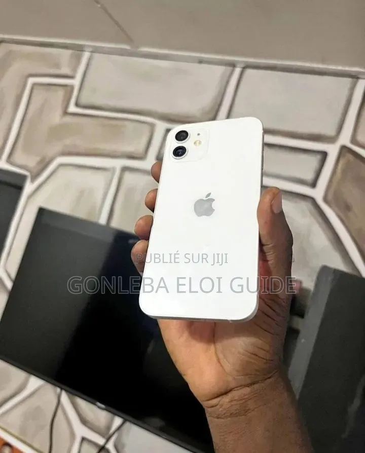 Nouveau Apple iPhone 12 128 GB Blanc