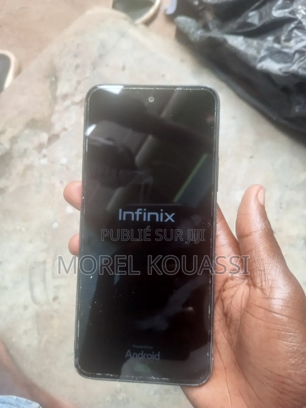 Nouveau Infinix Hot 60i 128 GB Noir