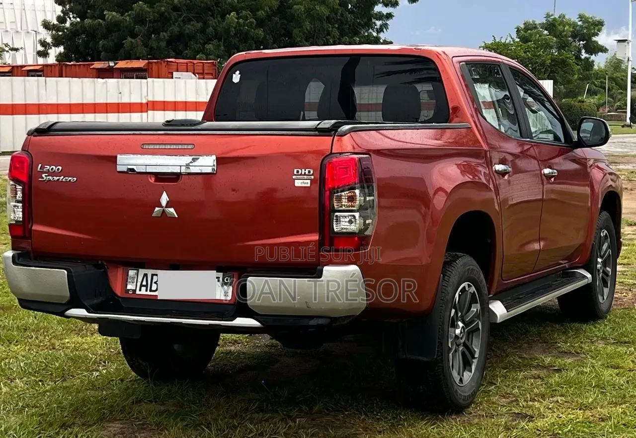 Mitsubishi L200 2021 Bordeaux