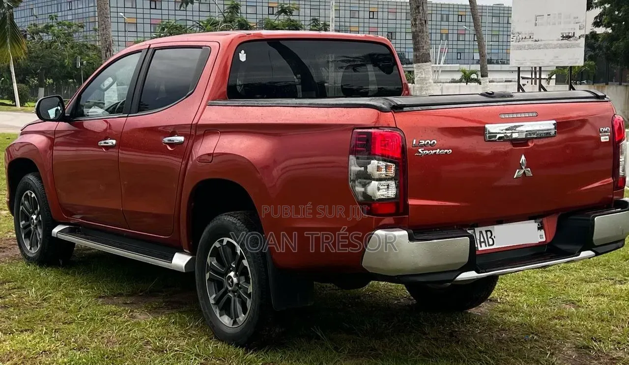 Mitsubishi L200 2021 Bordeaux