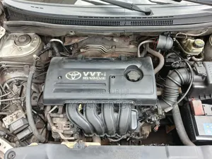 Toyota Corolla 2004 Argenté