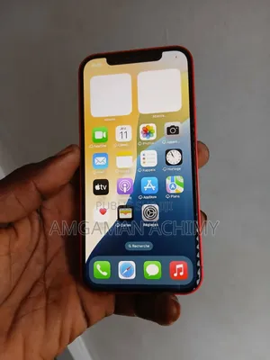 Nouveau Apple iPhone 12 64 GB Rouge