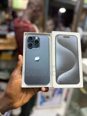 Nouveau Apple iPhone 15 Pro 256 GB Gris