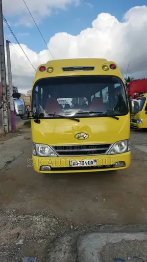 Hyundai County 2019 Blanc