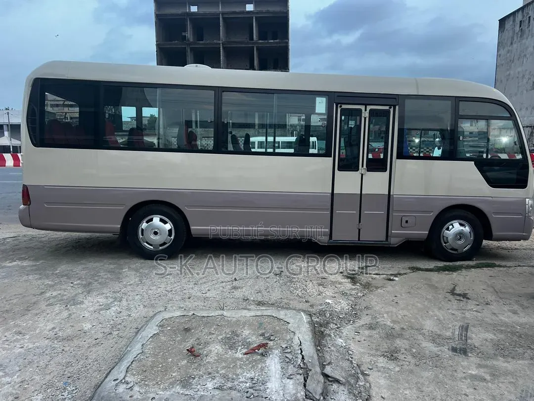 Hyundai County 2019 Blanc