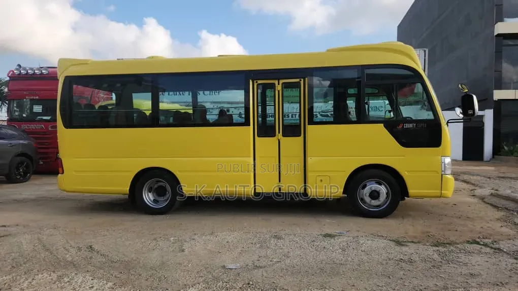 Hyundai County 2019 Blanc