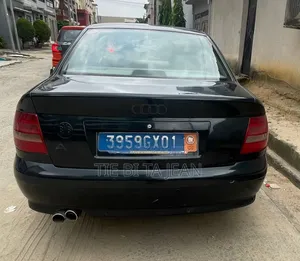Audi A4 2001 Noir