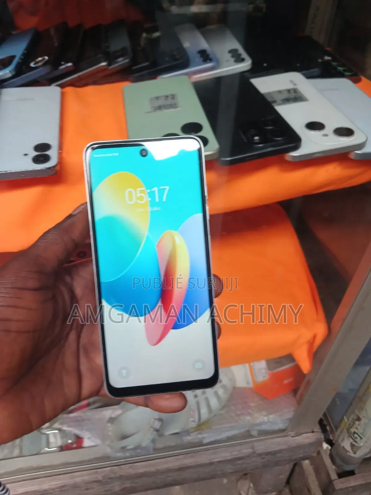 Nouveau Tecno Pop 8 64 GB Argenté