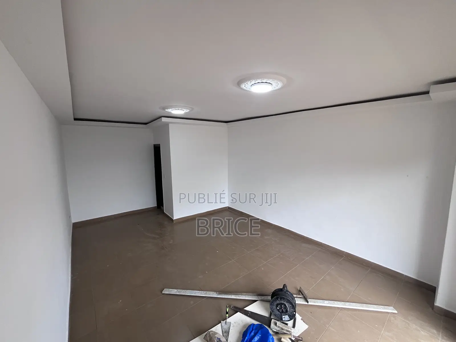Magasin À Louer