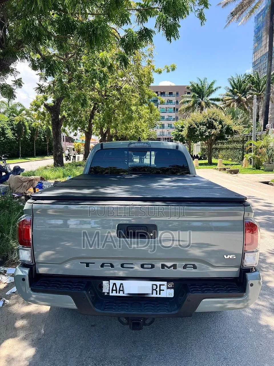 Toyota Tacoma 2024 Gris