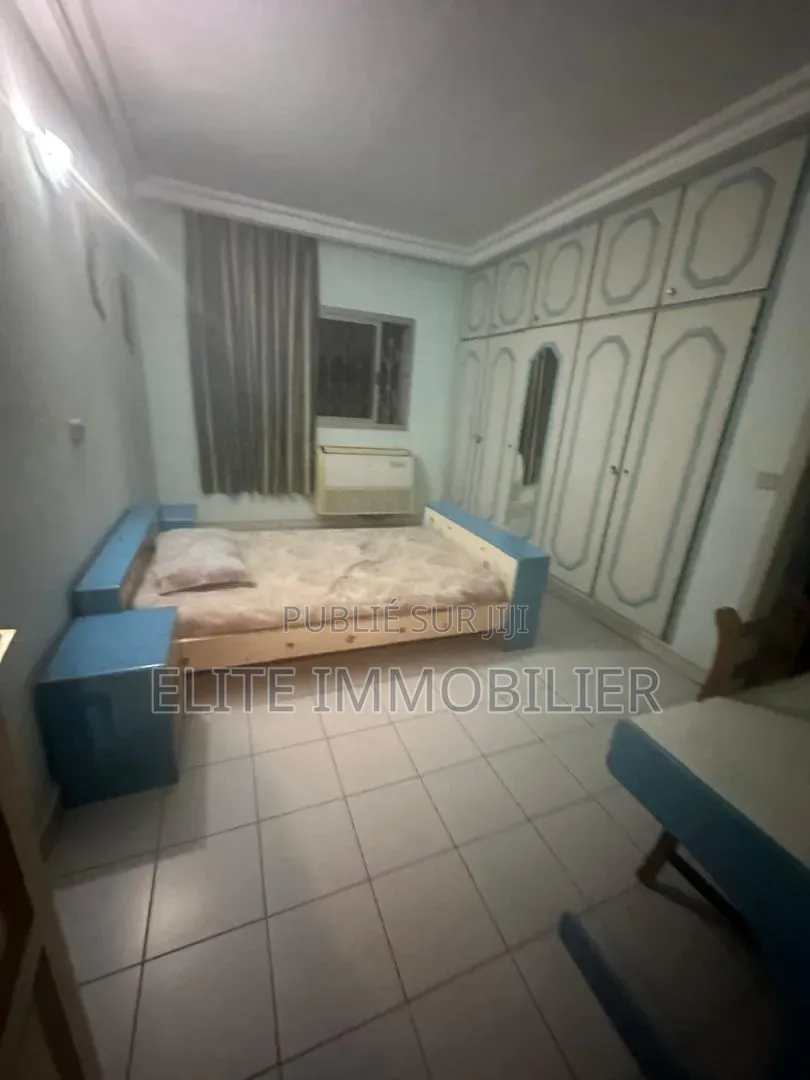Meublé 14chbre Duplex dans Cocody Angre à Louer