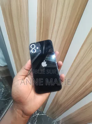 Apple iPhone 12 128 GB Noir