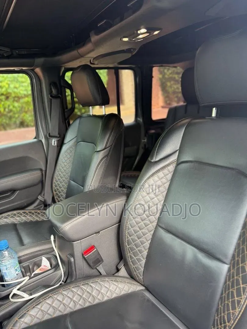 Jeep Wrangler 2023 Gris